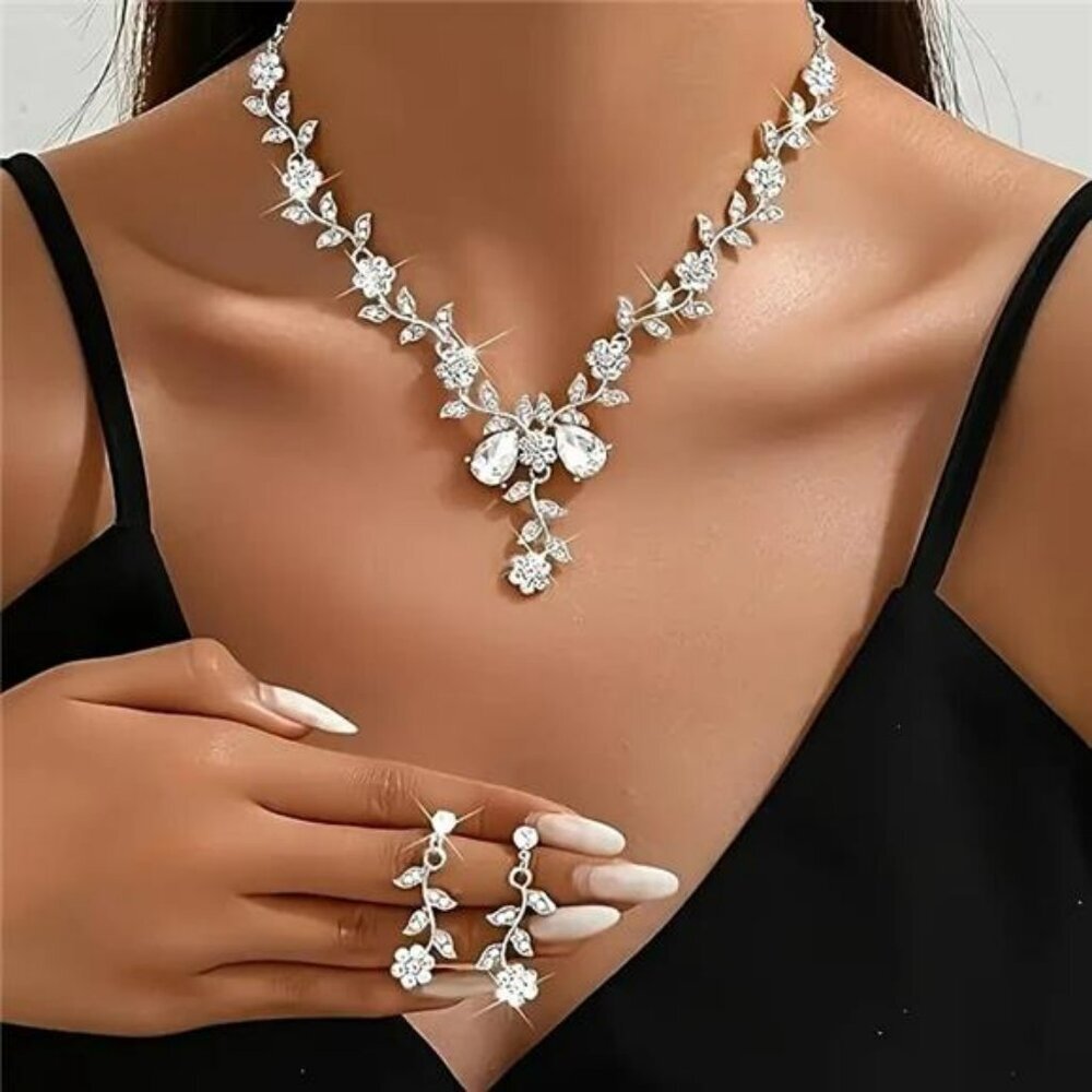 Bride Bridal Wedding Jewelry Set Silver Crystal Rhinestone Necklace Earrings Set